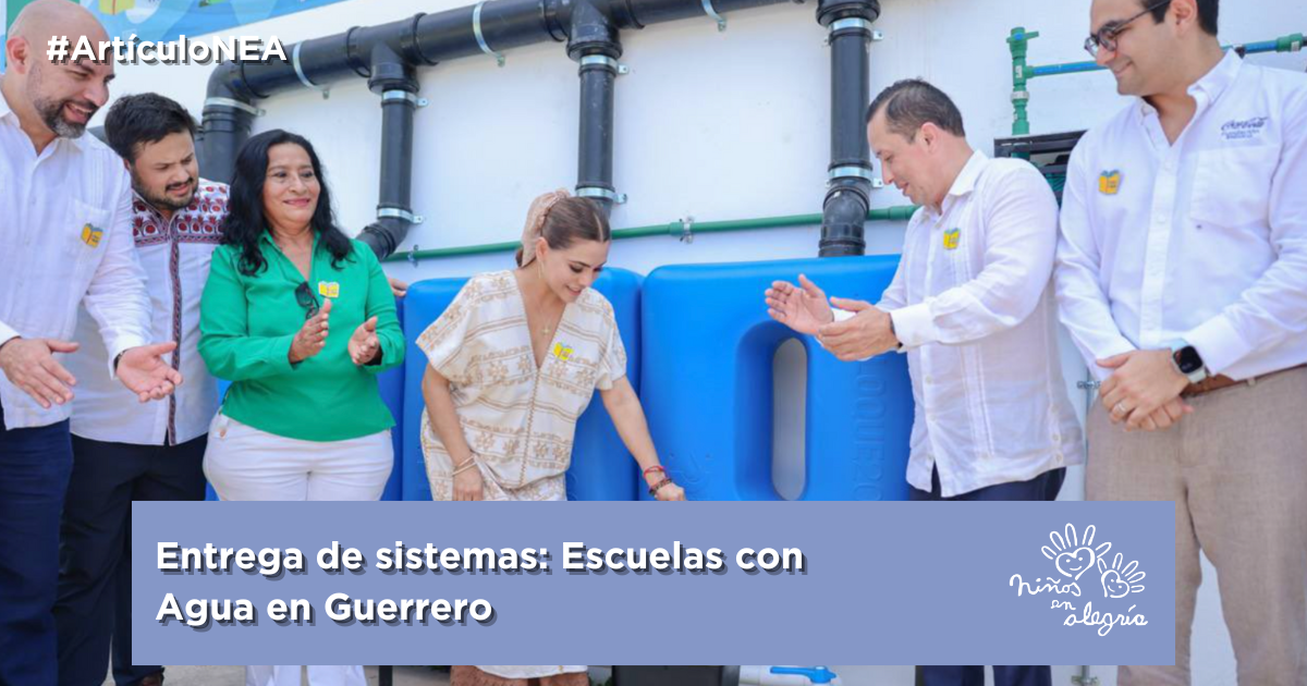 Entrega de sistemas escuelas con agua